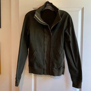 Lululemon thick olive green zip sweatshirt, 10, EUC